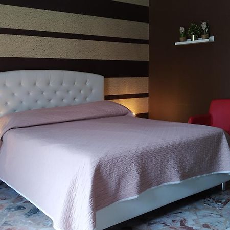 Cconforthotels R&B Semplici Emozioni Bari Exteriör bild
