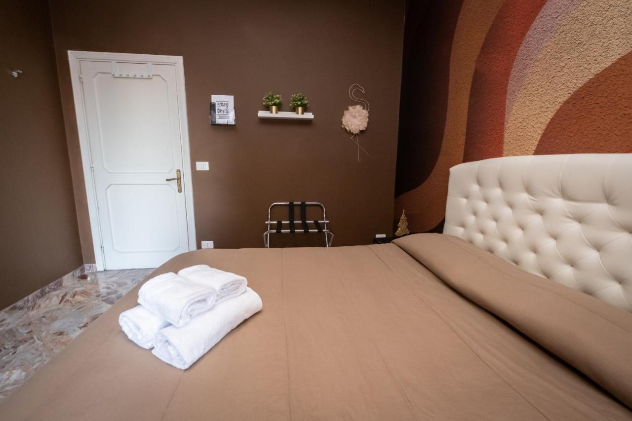 Cconforthotels R&B Semplici Emozioni Bari Exteriör bild