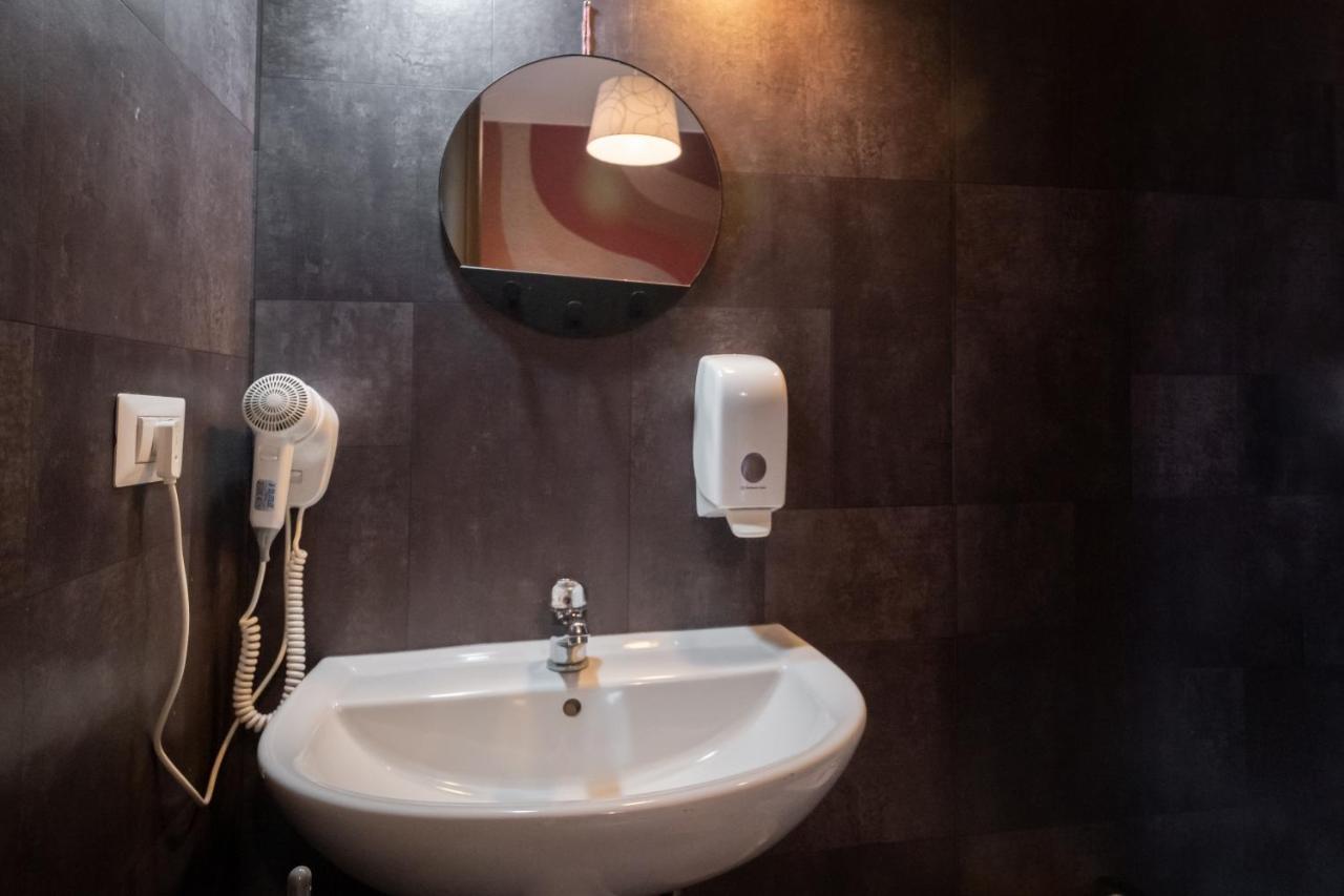 Cconforthotels R&B Semplici Emozioni Bari Exteriör bild
