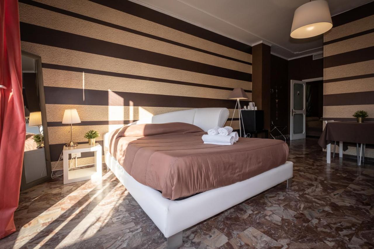Cconforthotels R&B Semplici Emozioni Bari Exteriör bild