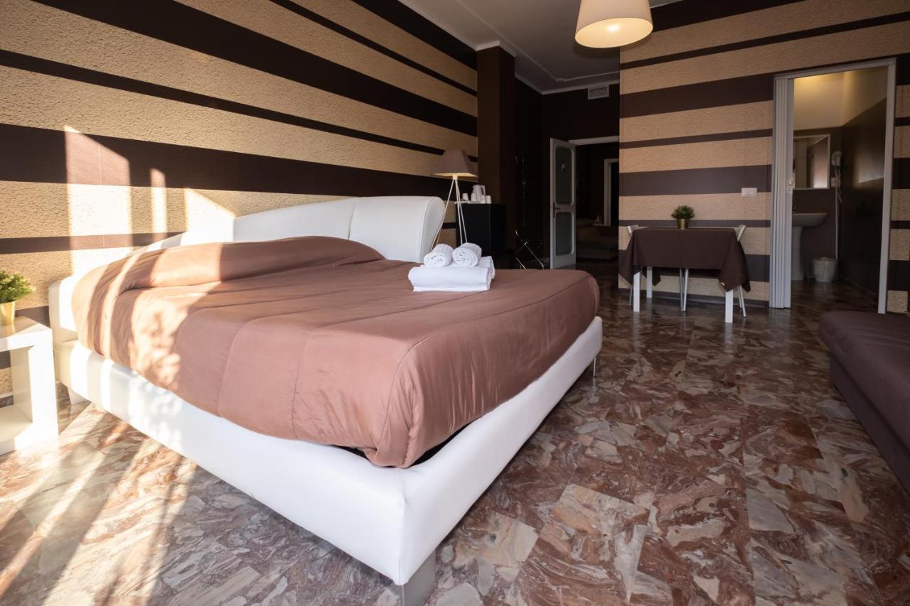 Cconforthotels R&B Semplici Emozioni Bari Exteriör bild