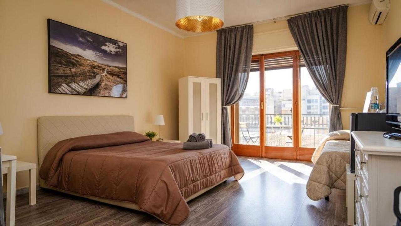Cconforthotels R&B Semplici Emozioni Bari Exteriör bild