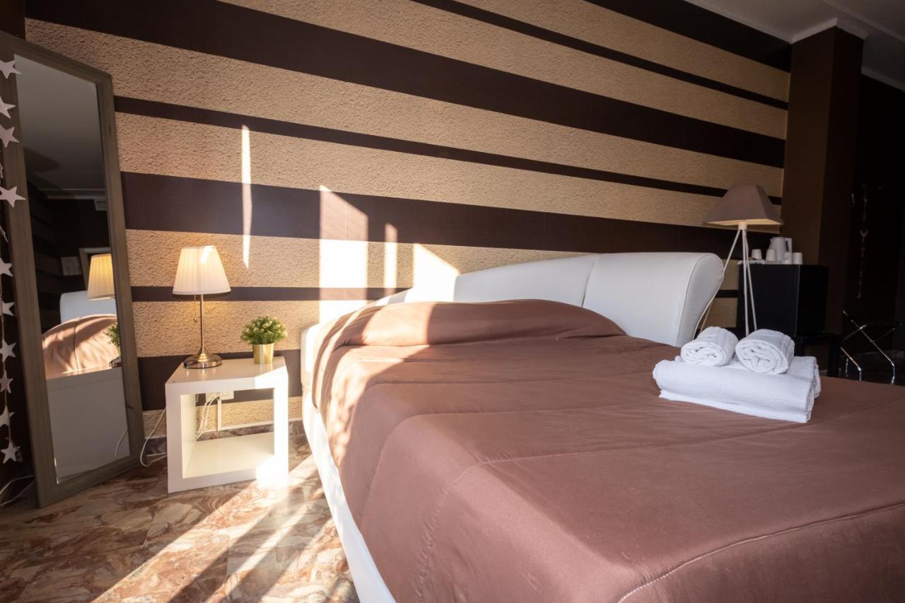 Cconforthotels R&B Semplici Emozioni Bari Exteriör bild