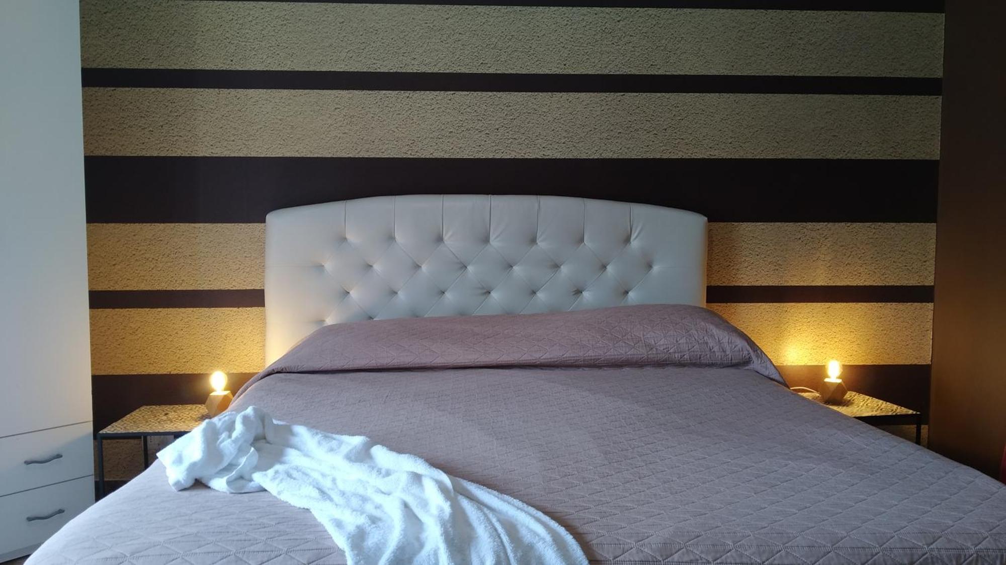 Cconforthotels R&B Semplici Emozioni Bari Exteriör bild