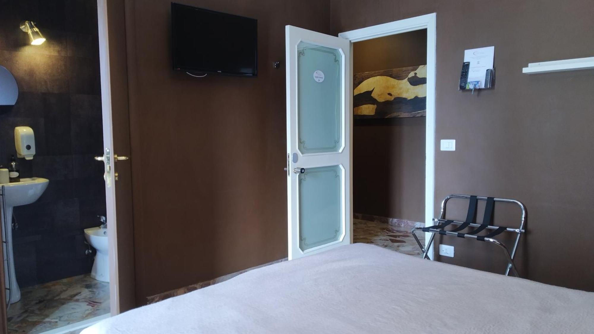 Cconforthotels R&B Semplici Emozioni Bari Exteriör bild